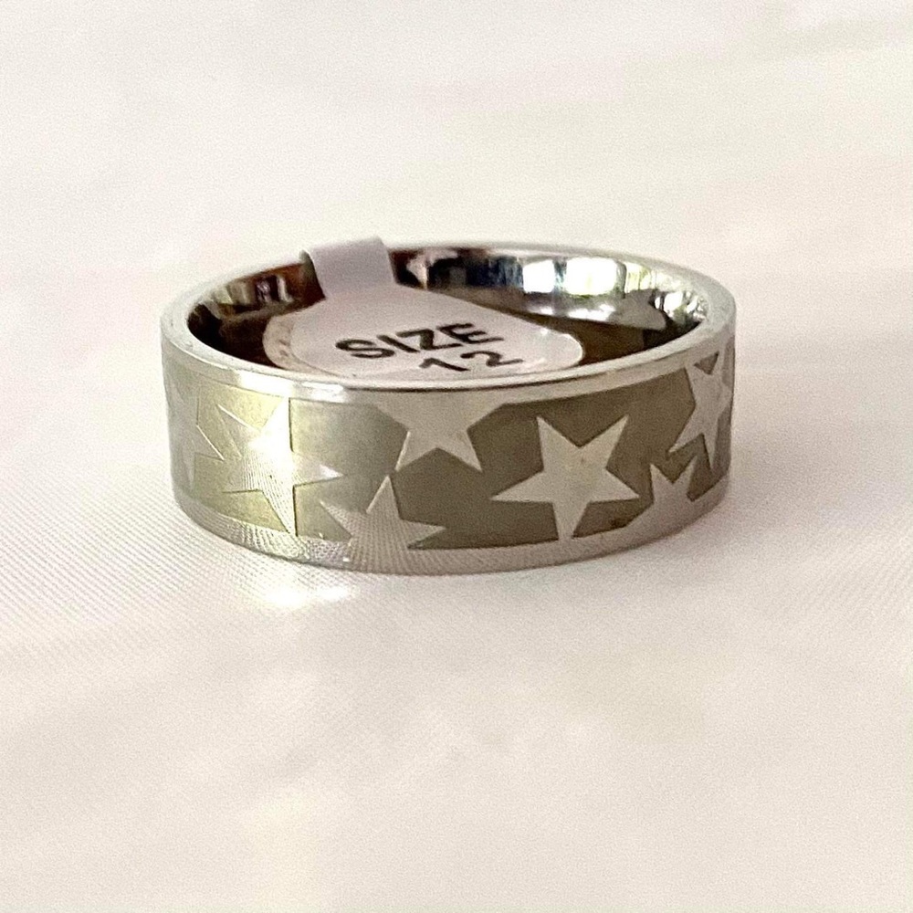 NEW!! Stars Ring/Band Comfort Fit Stainless Steel Laser Etched Size: 12